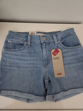 Levi's Light Wash Denim Mid-Length Women's Shorts
